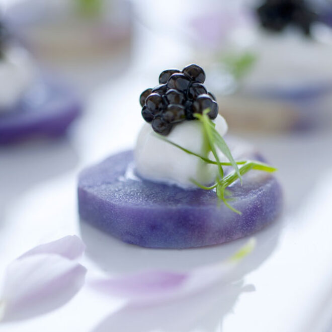 Tartines de Pommes de Terre Violettes et Caviar